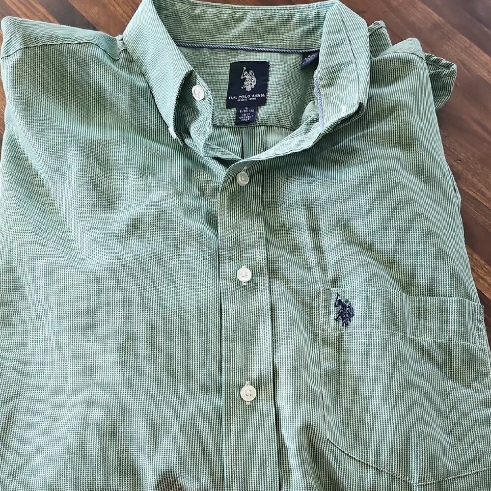 U.S. Polo Assn. Green Button Down Shirt Large 16 16 1/2 Men Causal Wrinkle Free